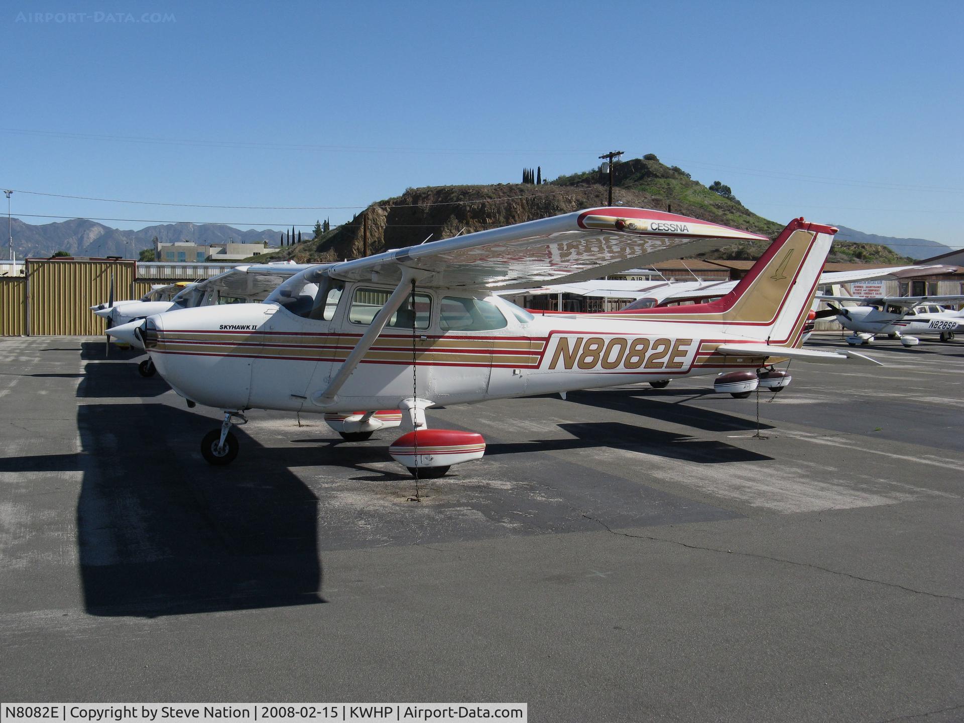 N8082E, 1978 Cessna 172N C/N 17272135, Maxaldan Air 1978 Cessna 172N Skyhawk @ Whiteman Airport, Pacoima, CA home base