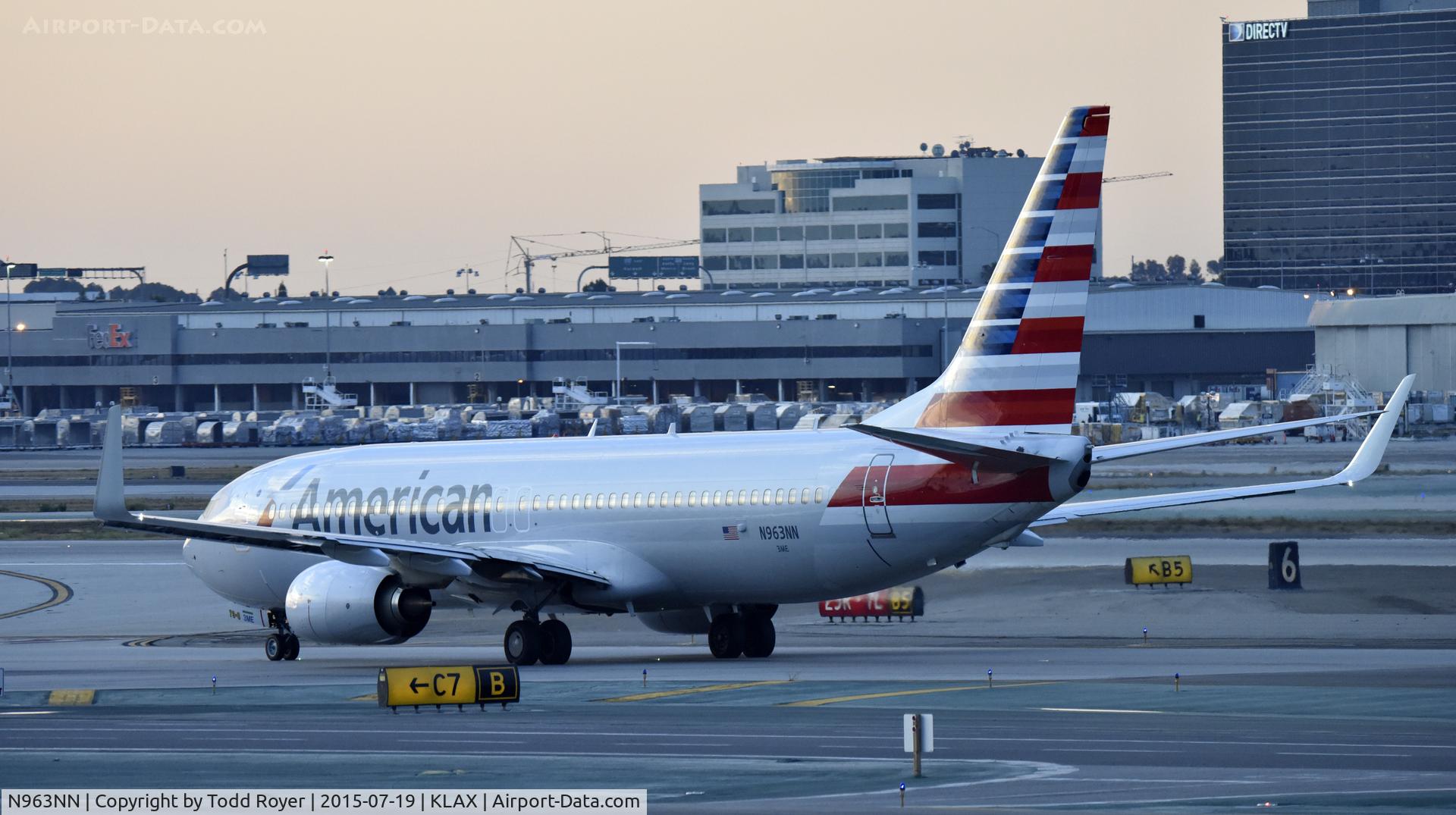 N963NN, 2014 Boeing 737-823 C/N 31208, Taxing for departure at LAX