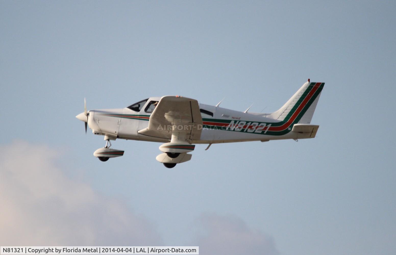 N81321, 1982 Piper PA-28-161 C/N 28-8216113, PA-28-161