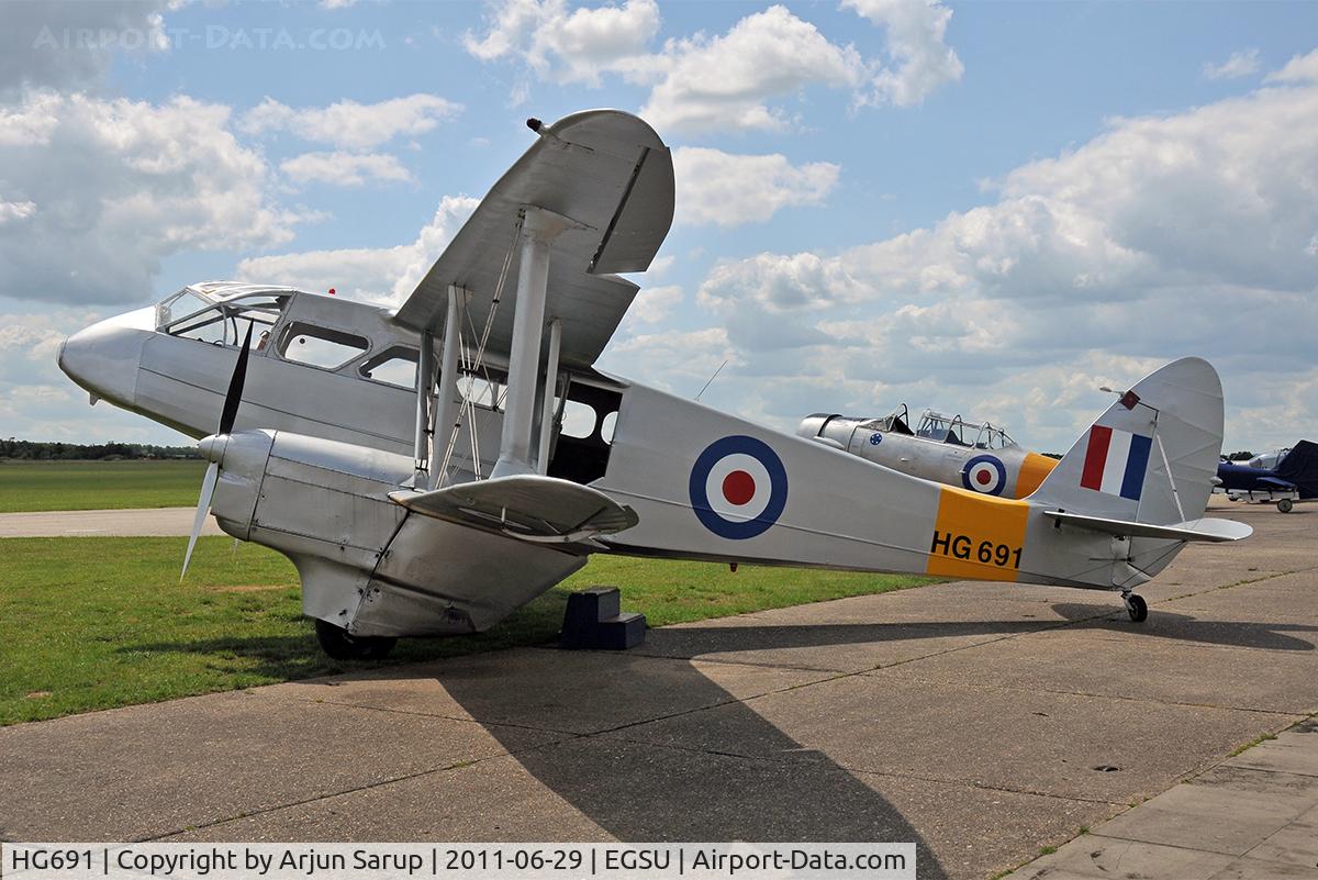 HG691, 1943 De Havilland DH-89A Dominie/Dragon Rapide C/N 6676, Parked at Duxford.