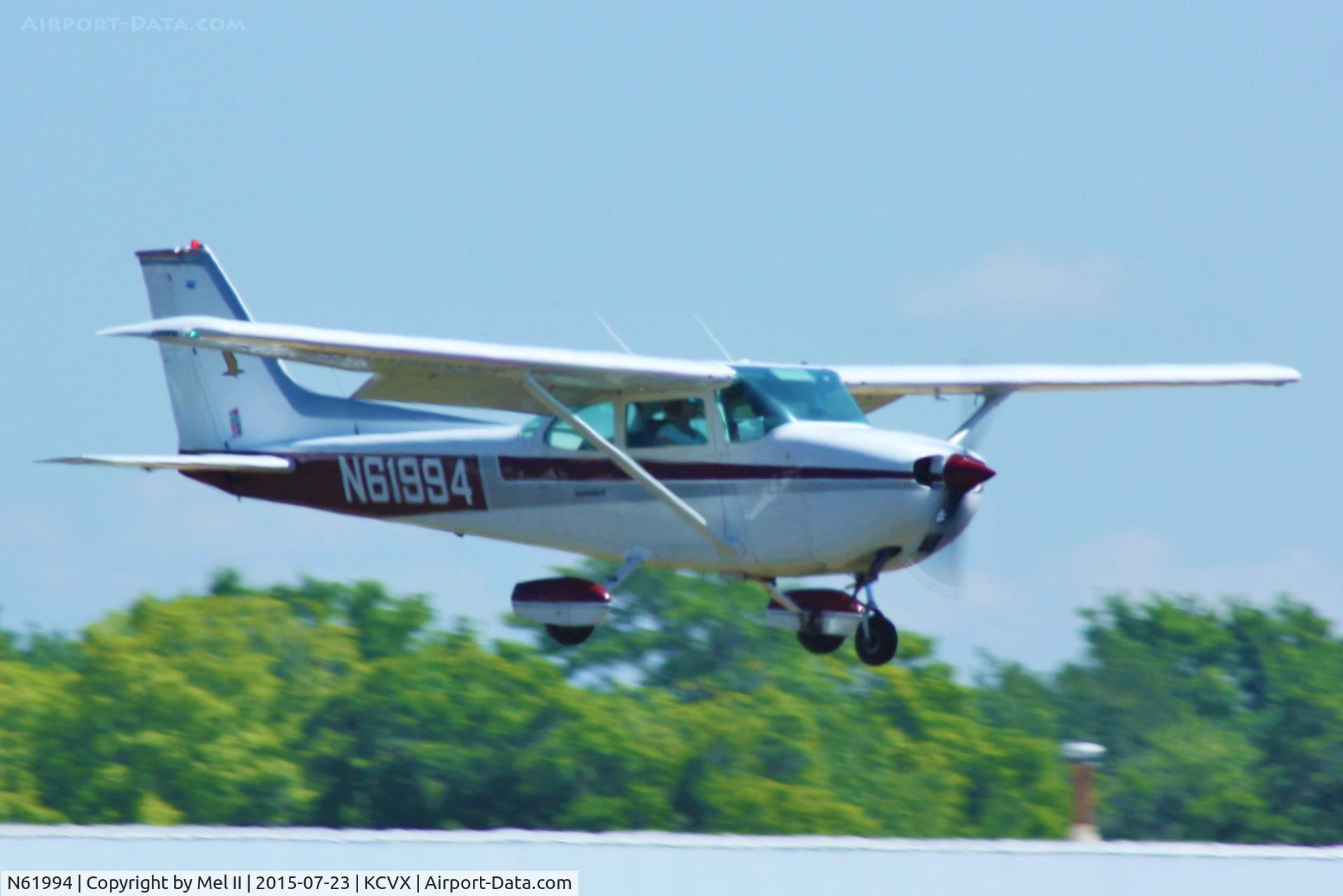 N61994, 1975 Cessna 172M C/N 17264944, Landing RWY 27