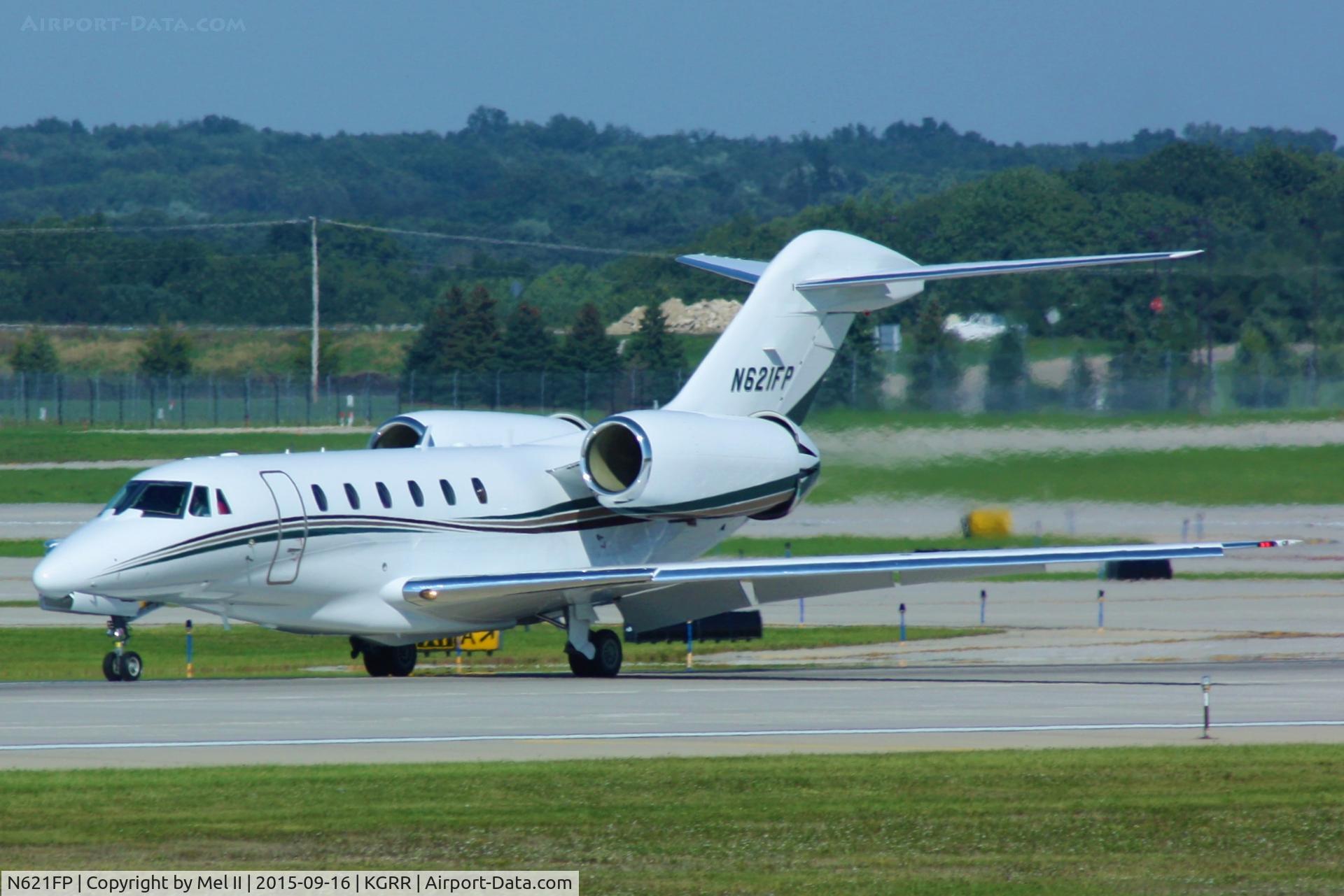 N621FP, 1998 Cessna 750 Citation X C/N 750-0045, KMDW-KGRR - Landing RWY 26L