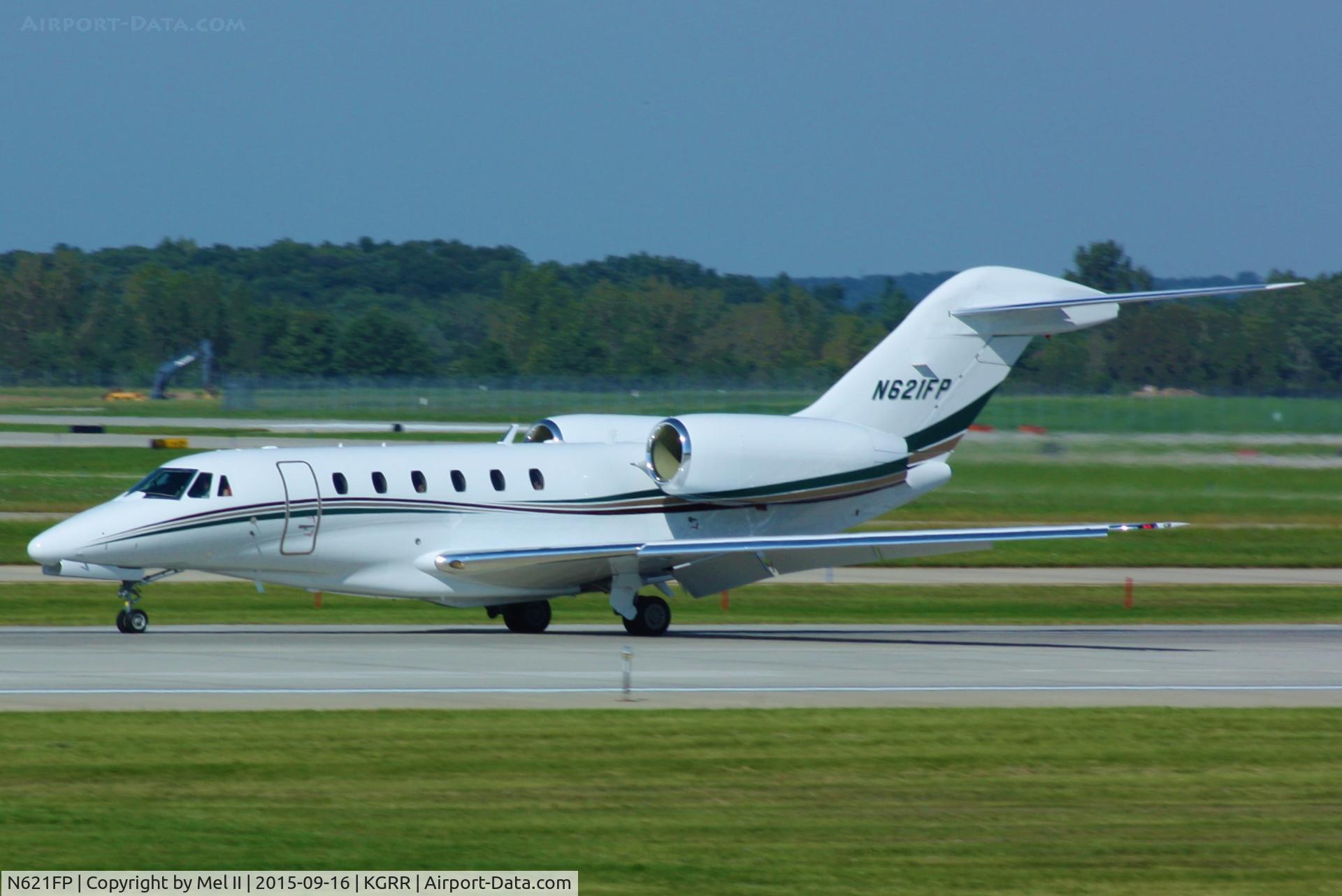 N621FP, 1998 Cessna 750 Citation X C/N 750-0045, KMDW-KGRR - Landing RWY 26L