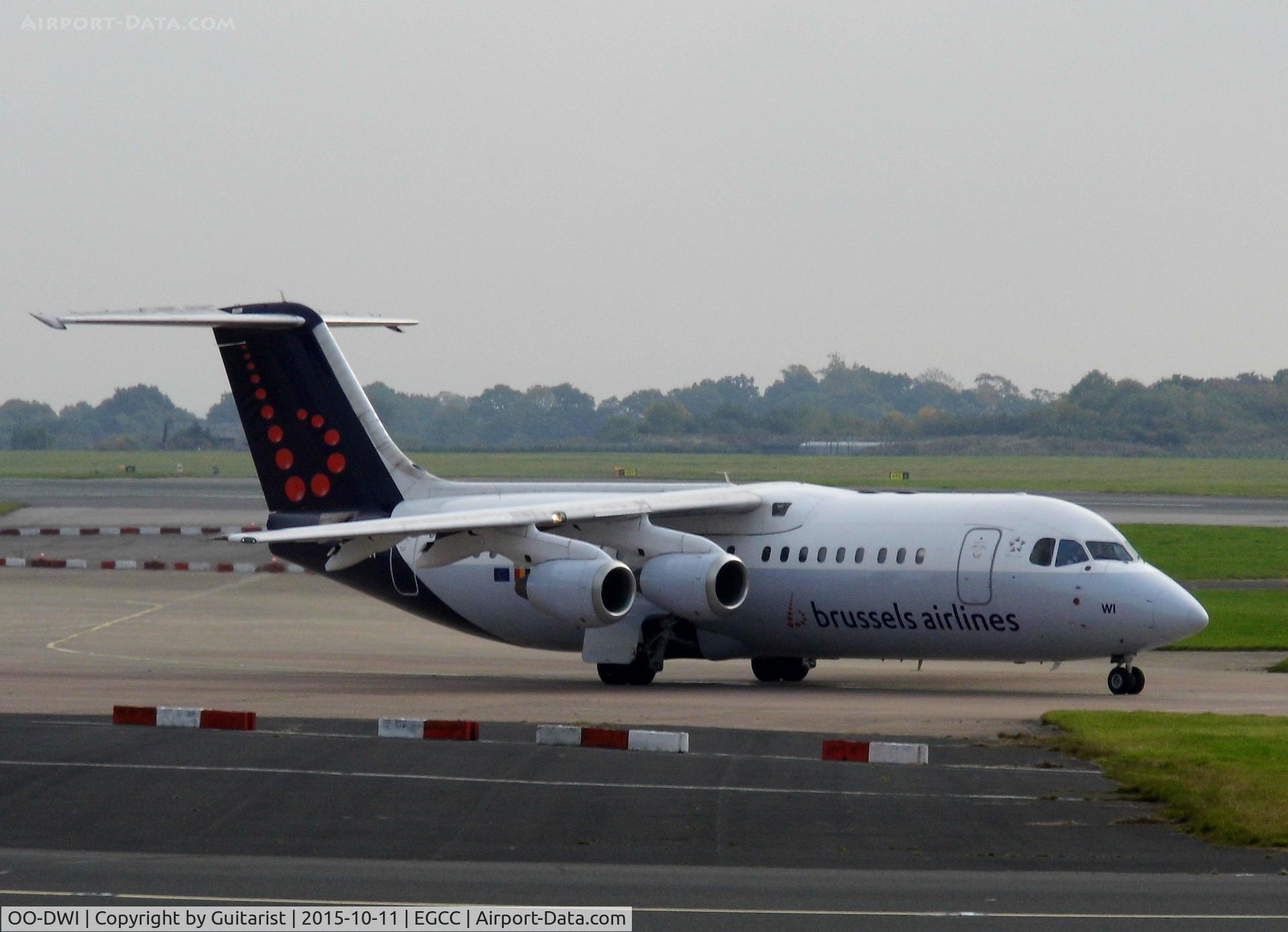 OO-DWI, 1999 British Aerospace Avro 146-RJ100 C/N E3342, At Manchester