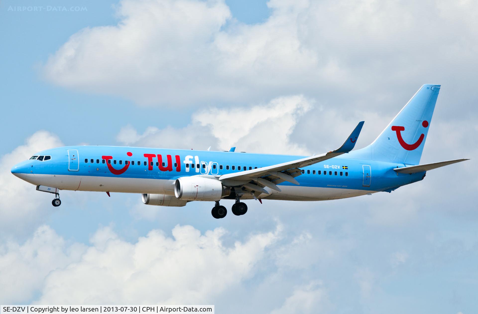 SE-DZV, 2003 Boeing 737-804 C/N 32904, Copenhagen 30.7.13
