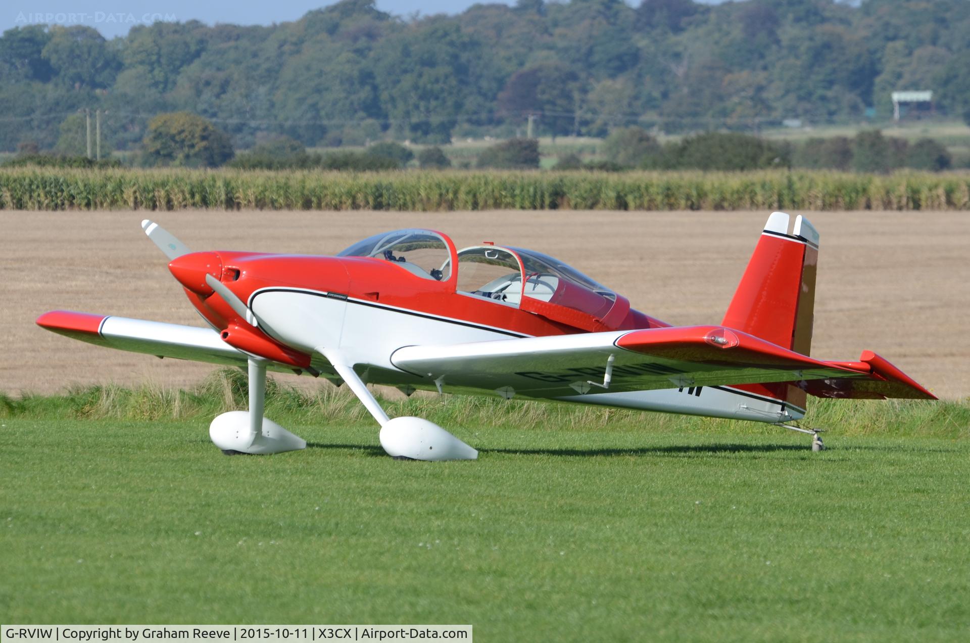 G-RVIW, 2010 Vans RV-9 C/N PFA 320-13924, Parked at Northrepps.