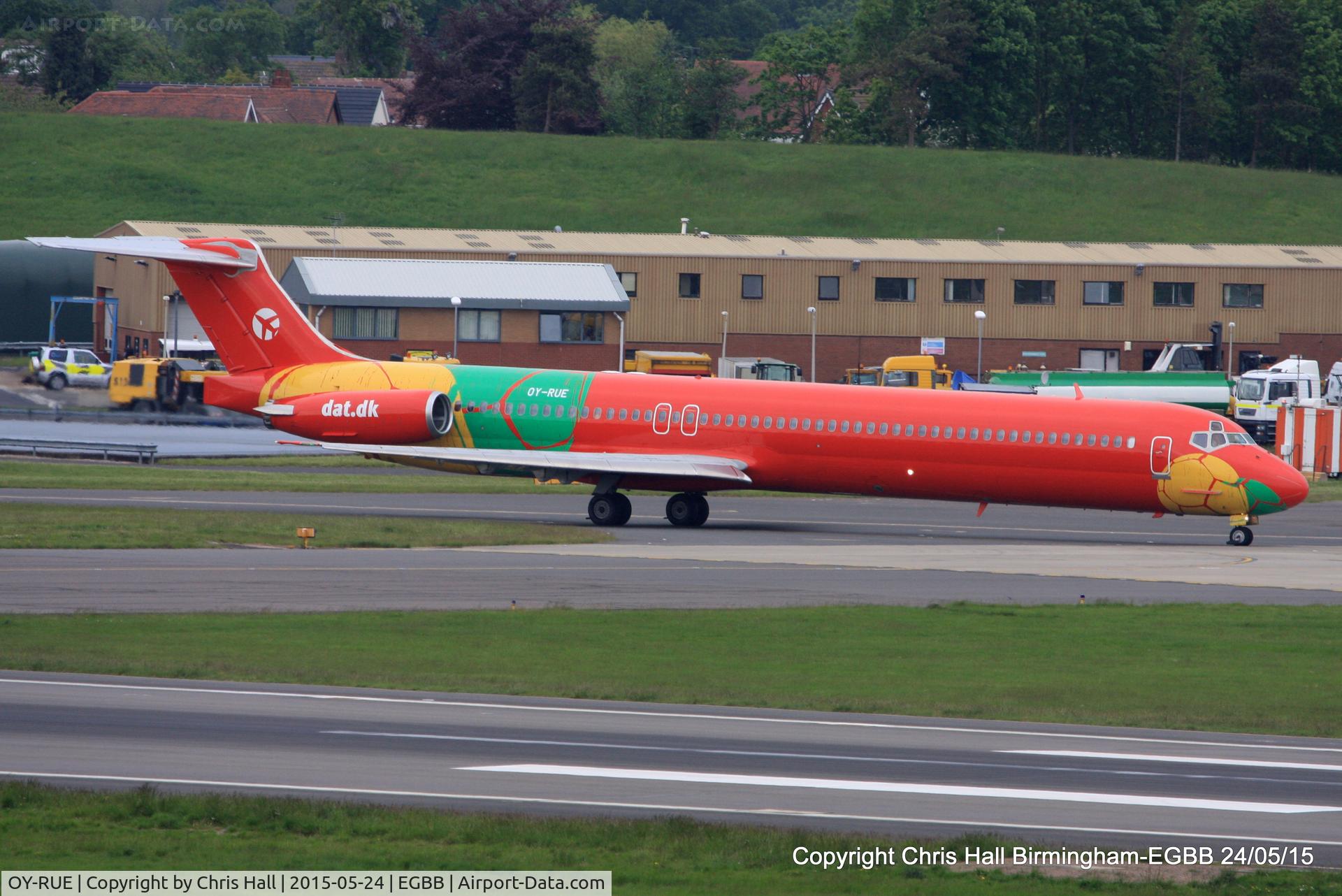 OY-RUE, 1990 McDonnell Douglas MD-83 (DC-9-83) C/N 49936, Danish Air Transport (DAT)