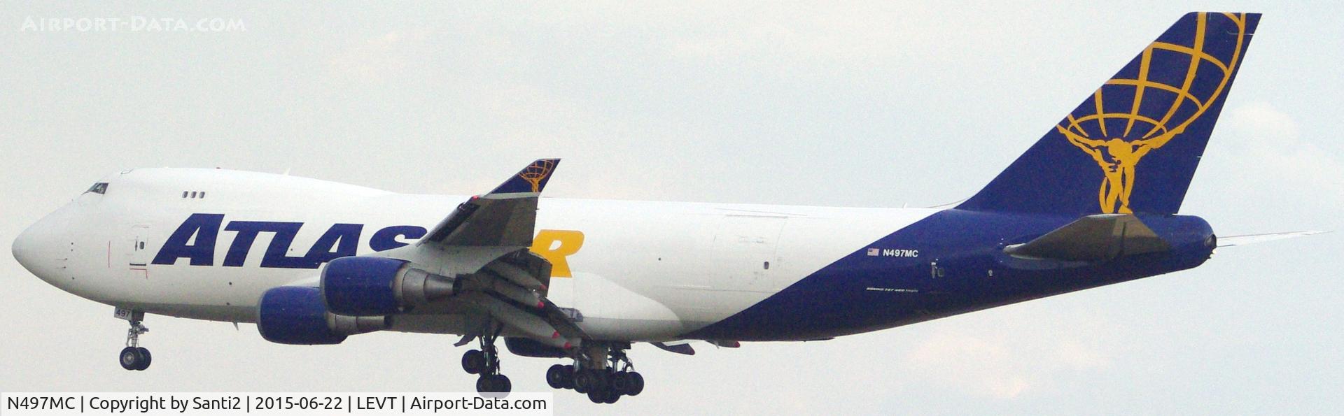 N497MC, 1999 Boeing 747-47UF C/N 29258, Landing at Vitoria Airport after a go-around.