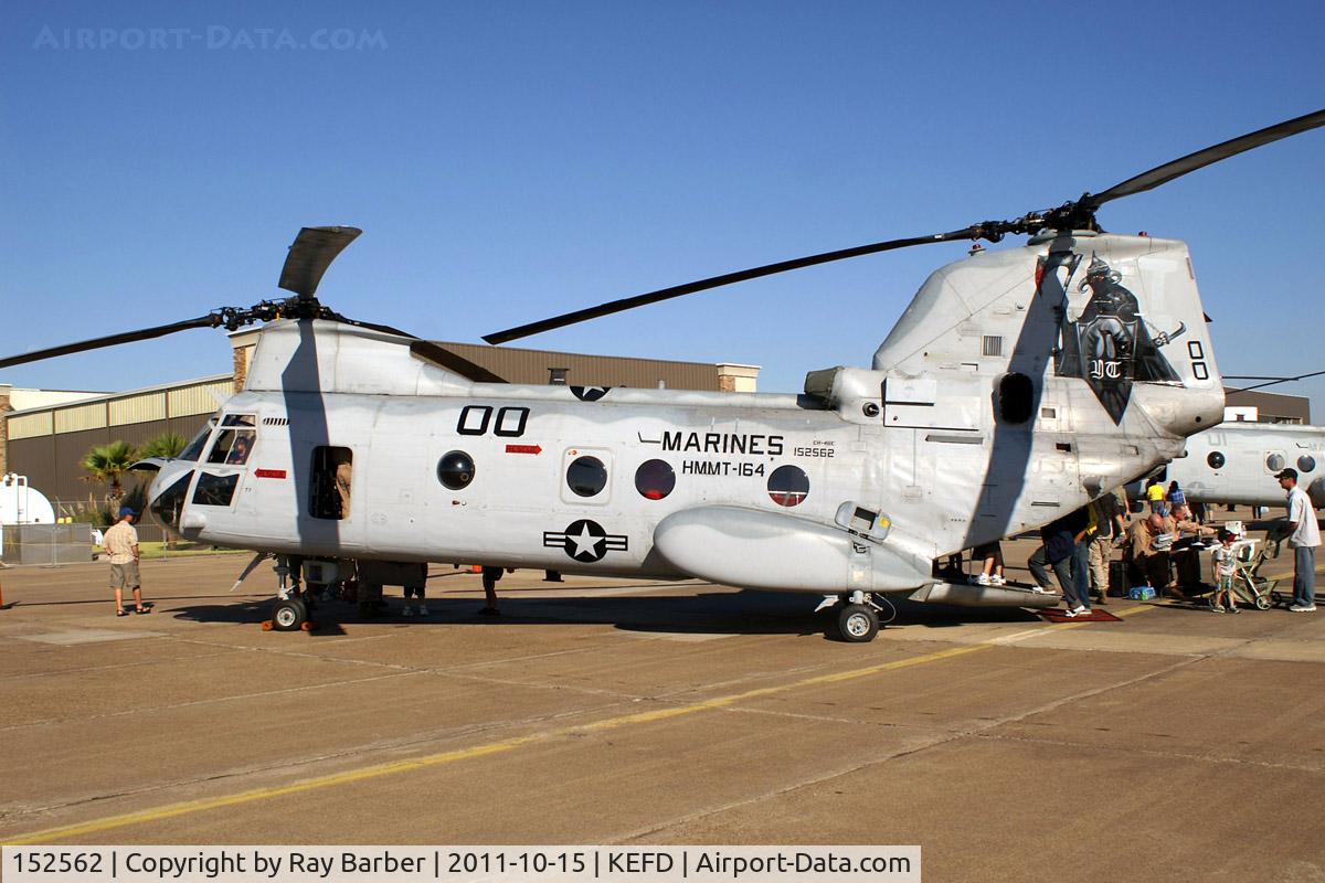 152562, Boeing Vertol CH-46E Sea Knight C/N 2184, Boeing-Vertol CH-46E SEa Knight [2184] (United States Marine Corp) Houston-Ellington Field~N 15/10/2011