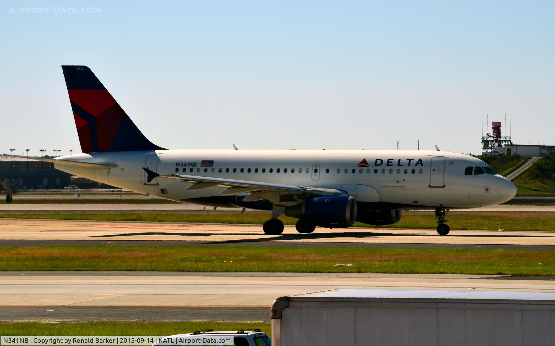 N341NB, 2002 Airbus A319-114 C/N 1738, Taxi Atlanta