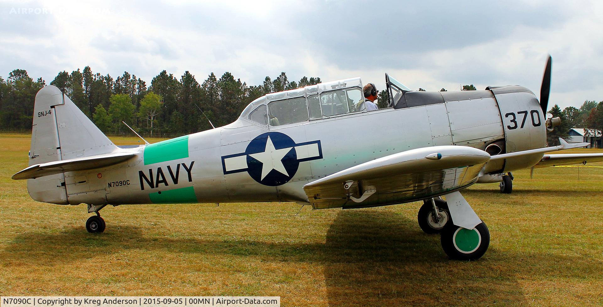 N7090C, North American SNJ-4 Texan C/N 88-13370, 2015 Gerry Beck Memorial Gathering of Airplanes