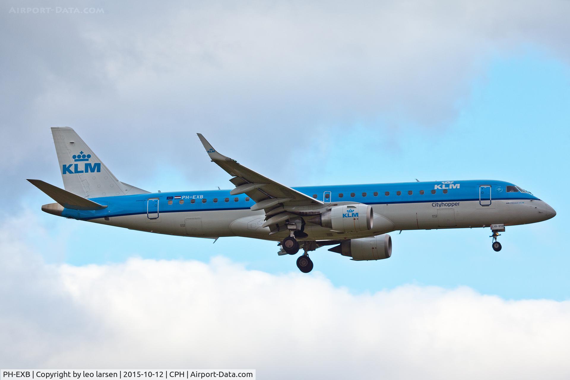 PH-EXB, 2014 Embraer 190STD (ERJ-190-100) C/N 19000658, Copenhagen 12.10.15