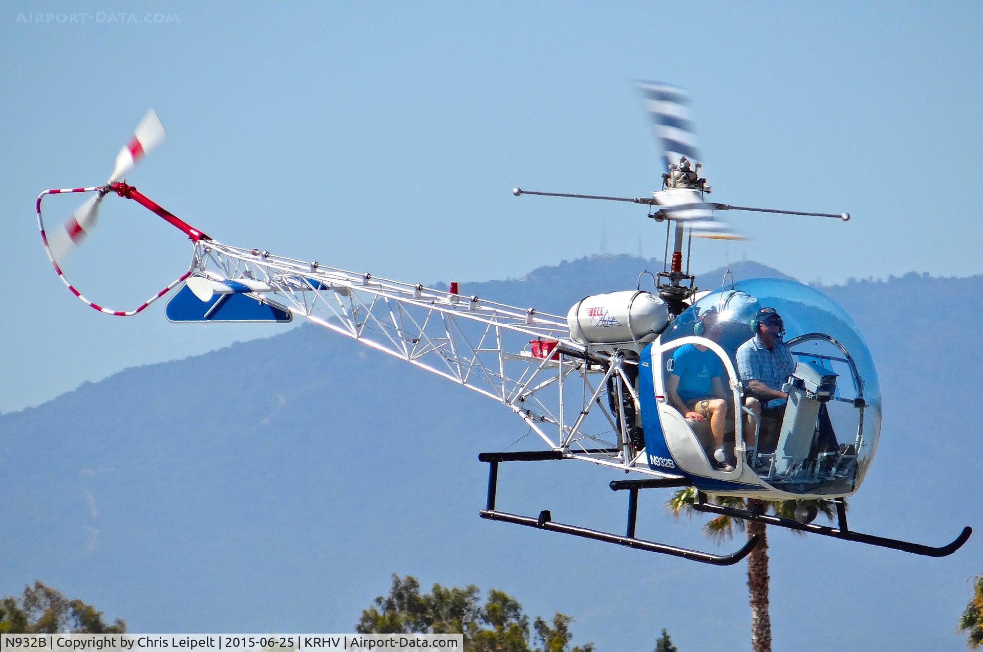 N932B, 1953 Bell 47G C/N 665-1, Locally-based 1953 Bell 47G departing runway 31R  at Reid Hilview Airport, San Jose, CA.