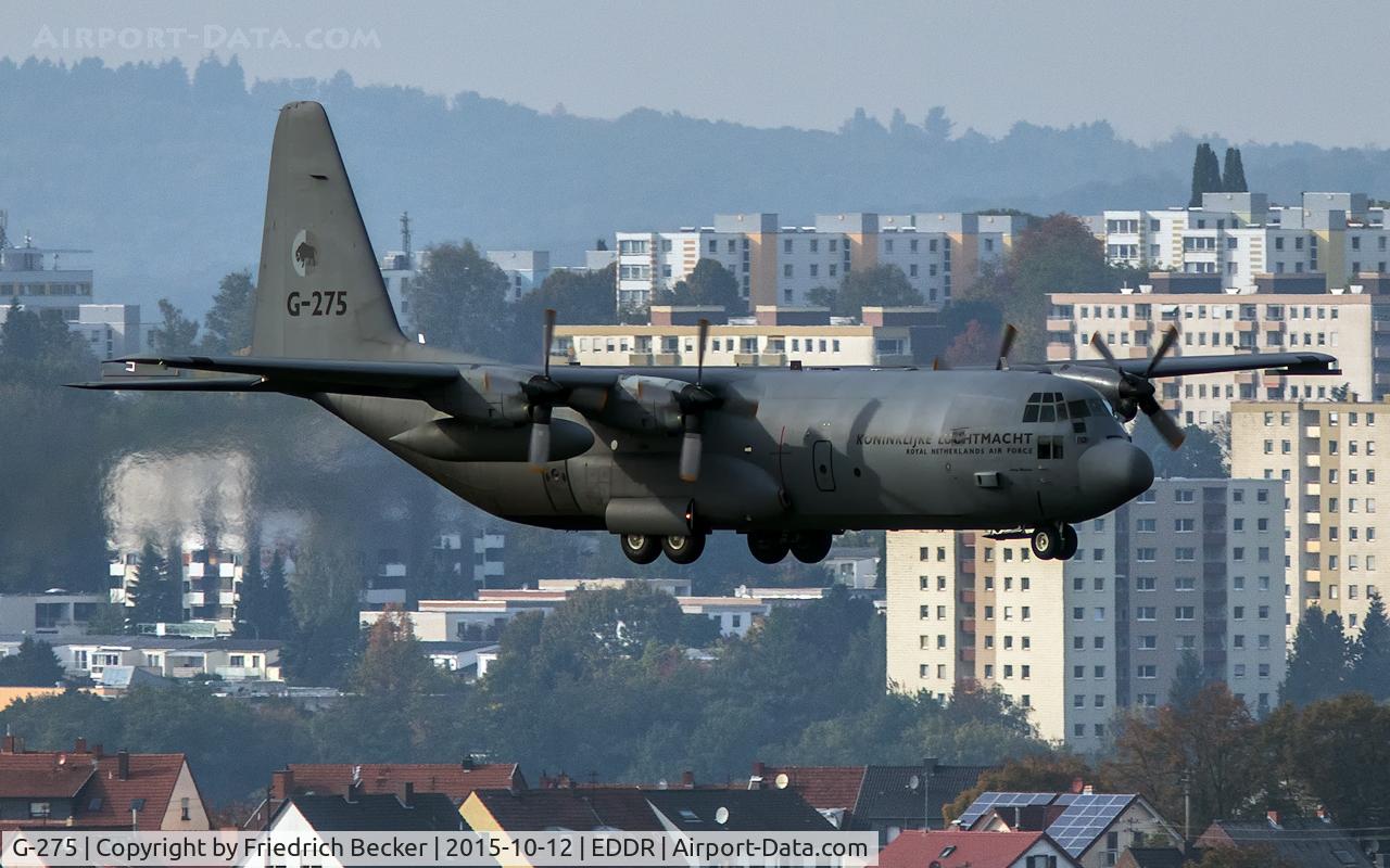 G-275, 1993 Lockheed C-130H-30 Hercules C/N 382-5275, on final RW09