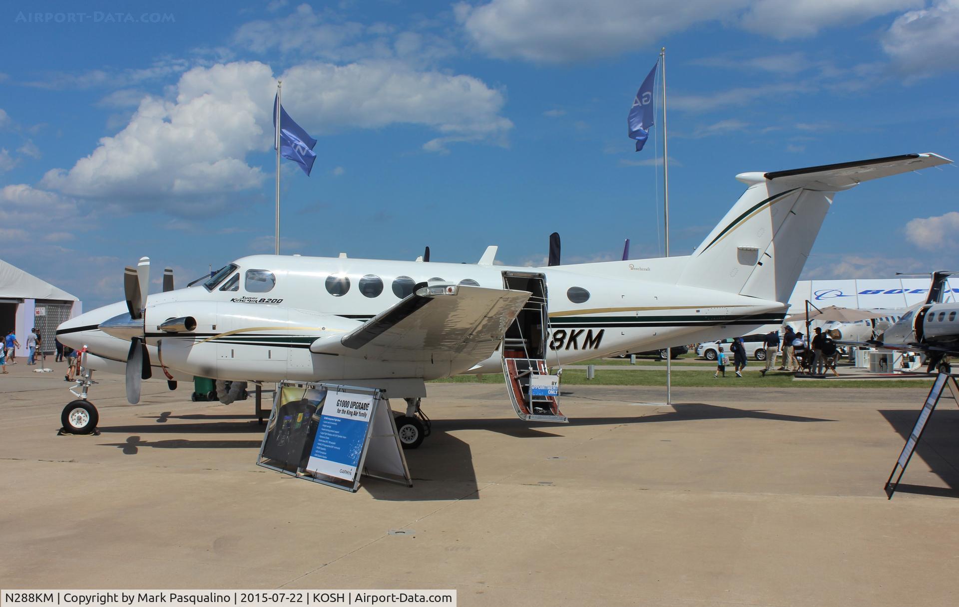 N288KM, 1995 Beech B200 King Air C/N BB-1508, Beech B200