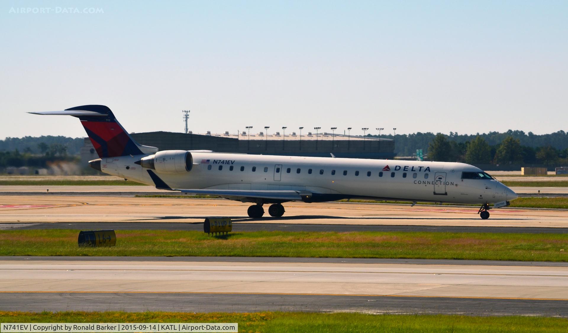 N741EV, 2004 Bombardier CRJ-701ER (CL-600-2C10) Regional Jet C/N 10155, Taxi Atlanta