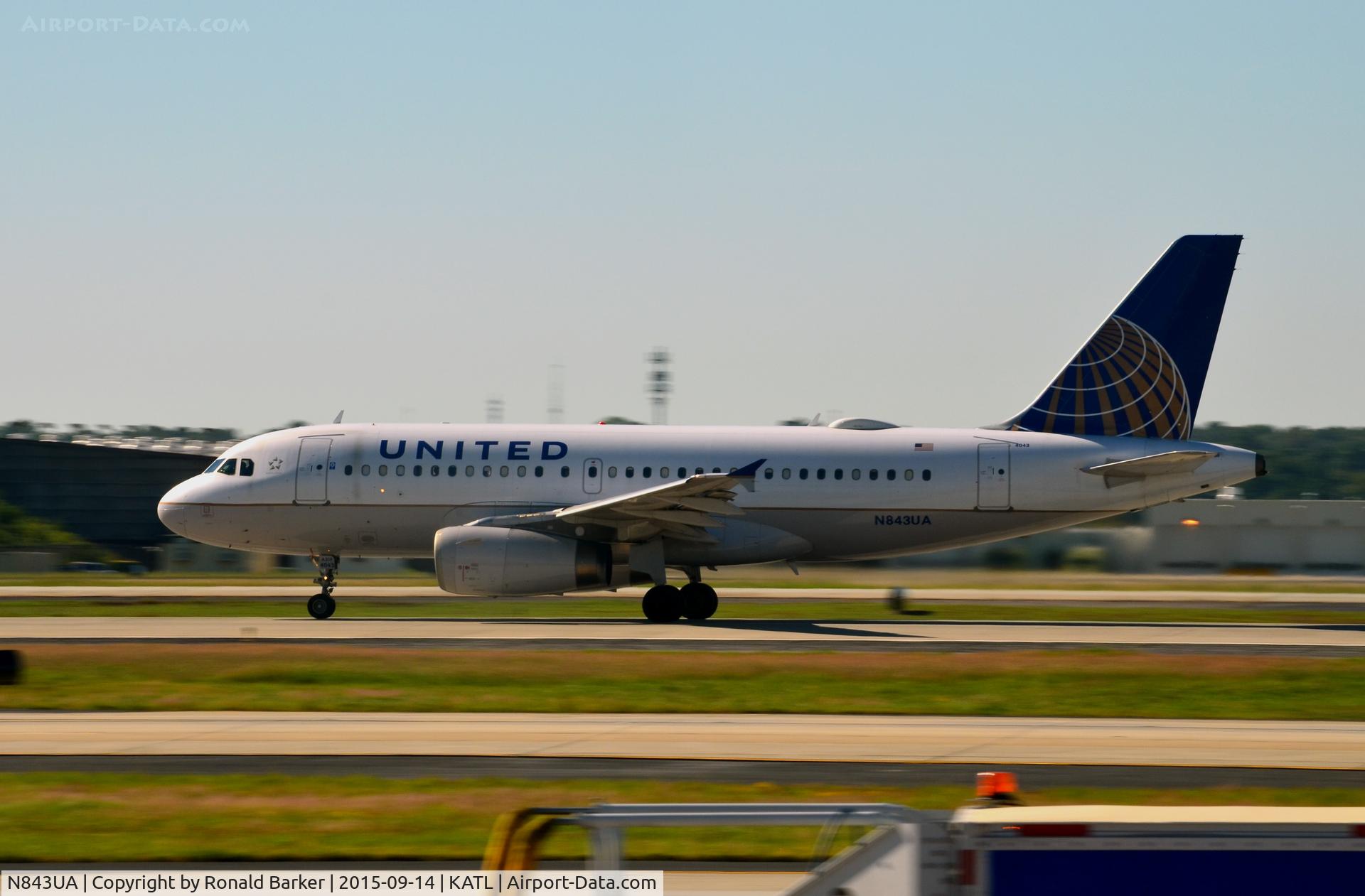 N843UA, 2001 Airbus A319-131 C/N 1573, Nose wheel liftoff Atlanta