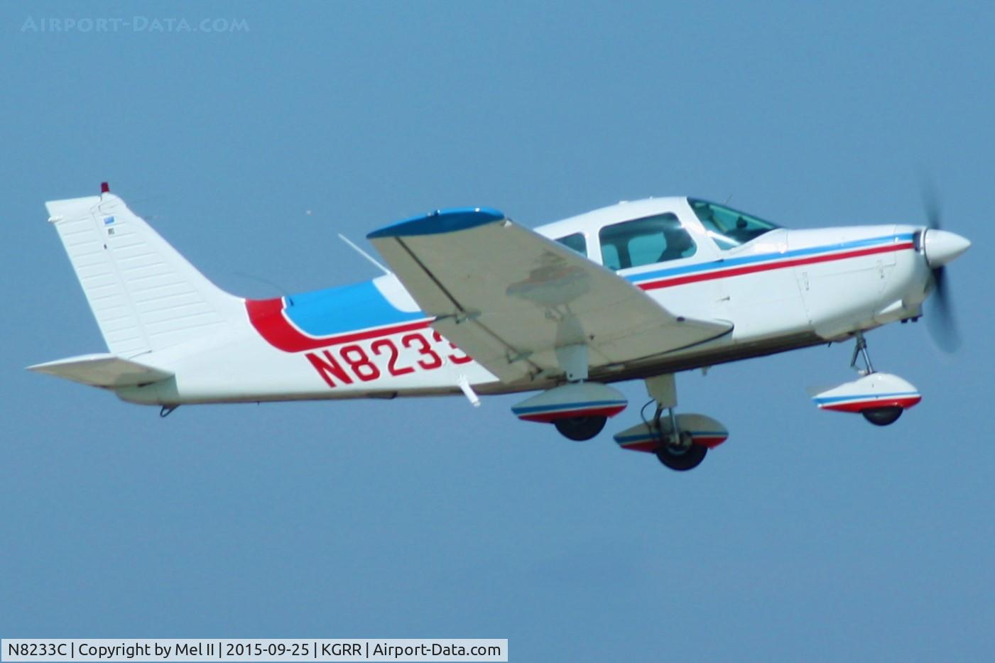 N8233C, 1975 Piper PA-28-151 Cherokee Warrior C/N 28-7615083, Departing RWY 8R