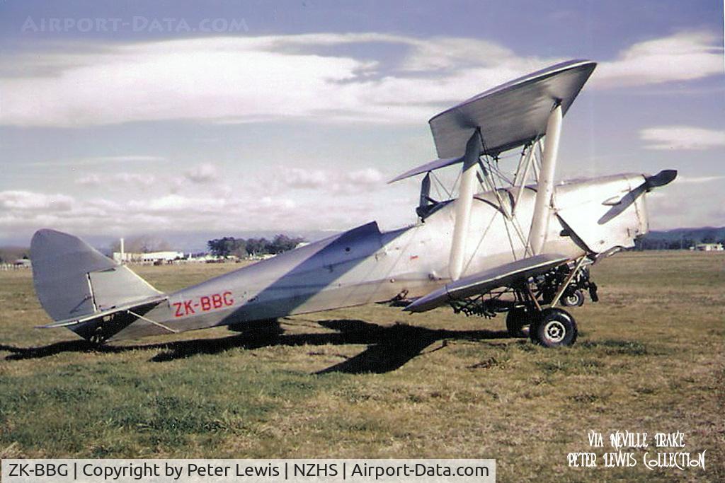 ZK-BBG, De Havilland DH-82A Tiger Moth II C/N 85829, P Marshall & D F Neville, Hastings