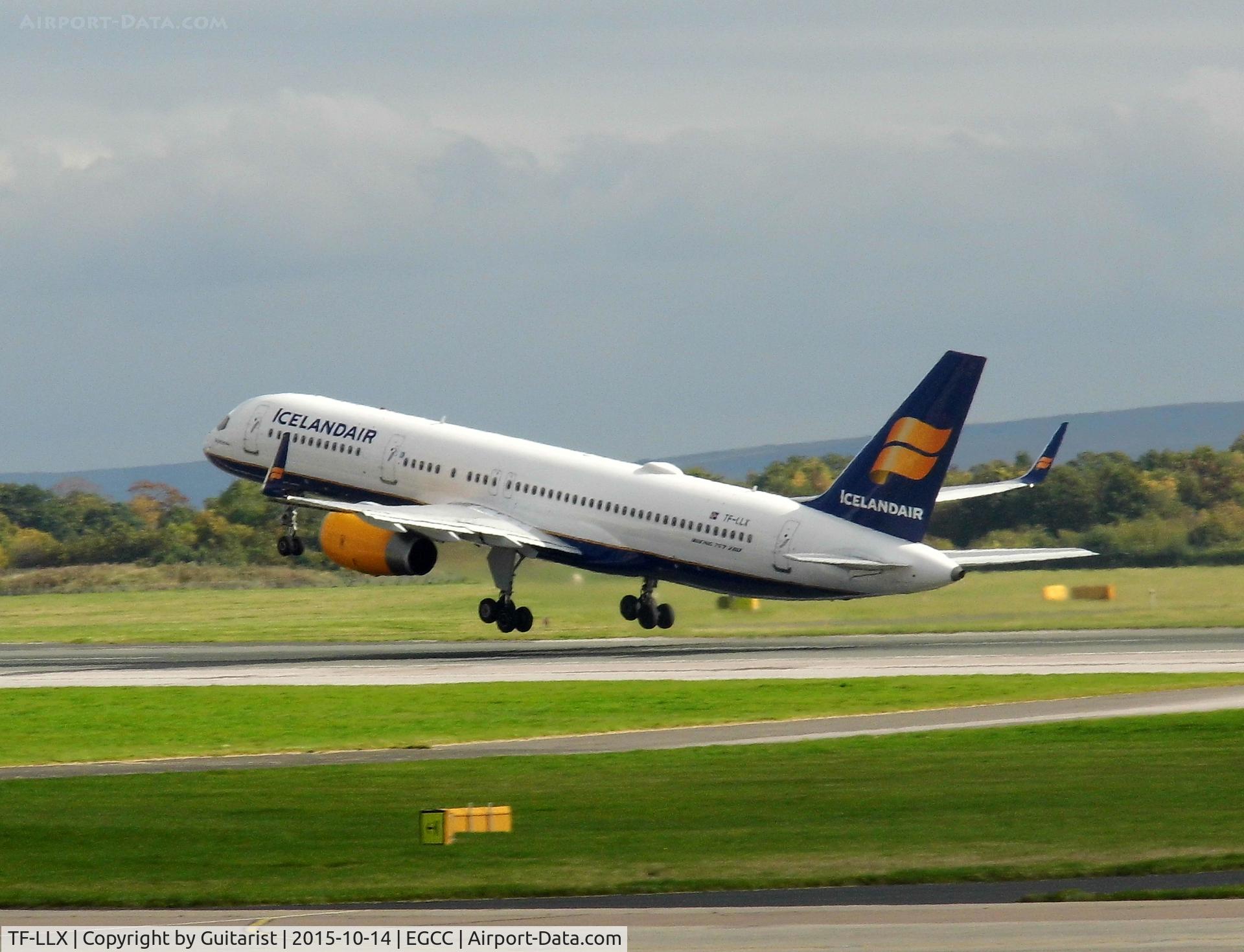TF-LLX, 2000 Boeing 757-256 C/N 29311, At Manchester