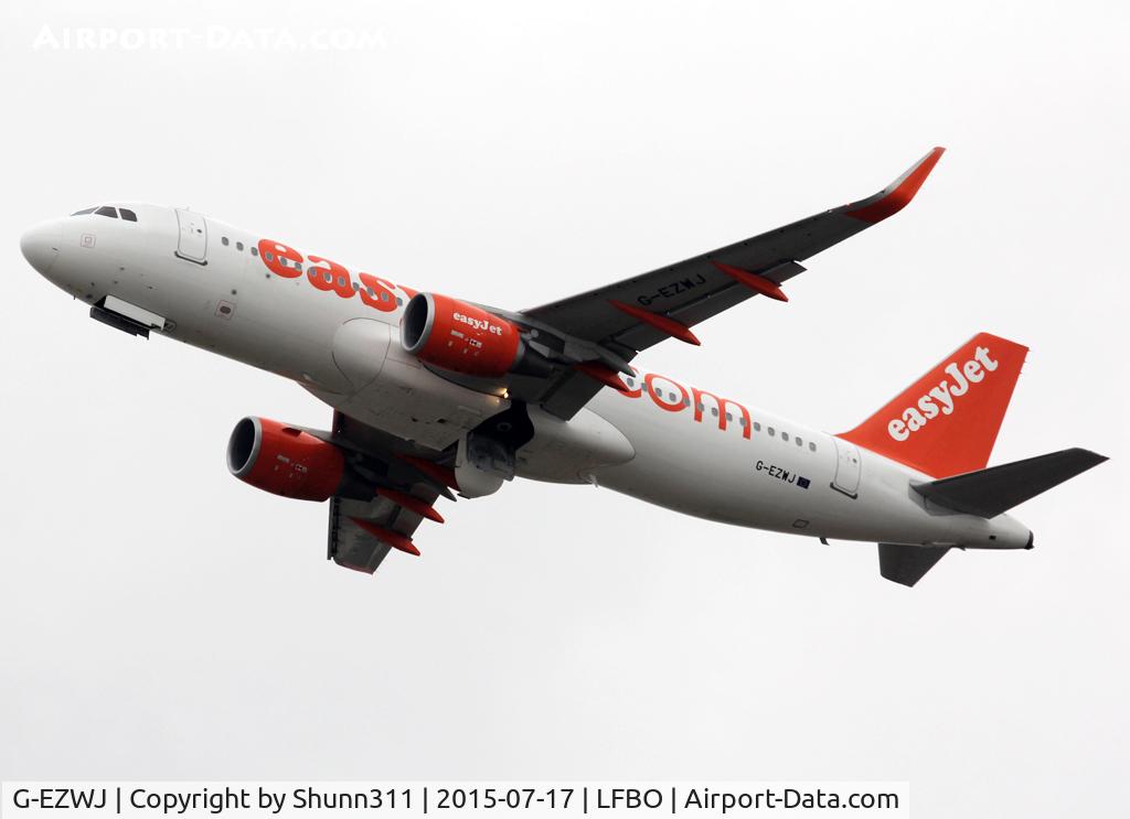 G-EZWJ, 2013 Airbus A320-214 C/N 5638, Taking of from rwy 14L