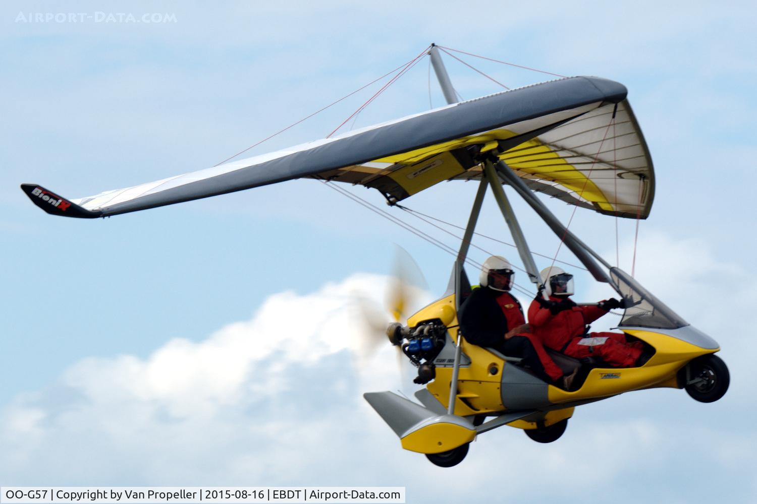 OO-G57, 2010 Air Creation Tanarg C/N T10022, Air Creation Tanarg flying away from the 2015 Schaffen-Diest fly-in.