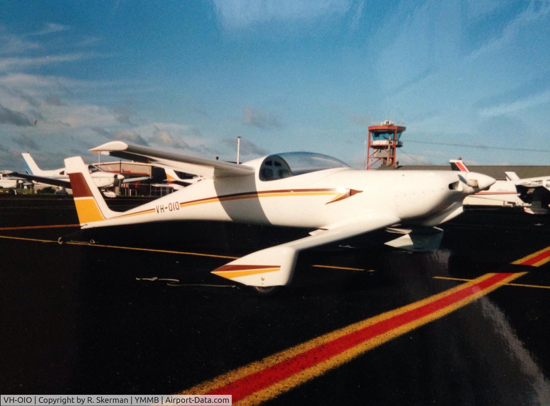 VH-OIO, QAC Quickie Q200 C/N V99, QUICKIE VH-OIO, circa 1991