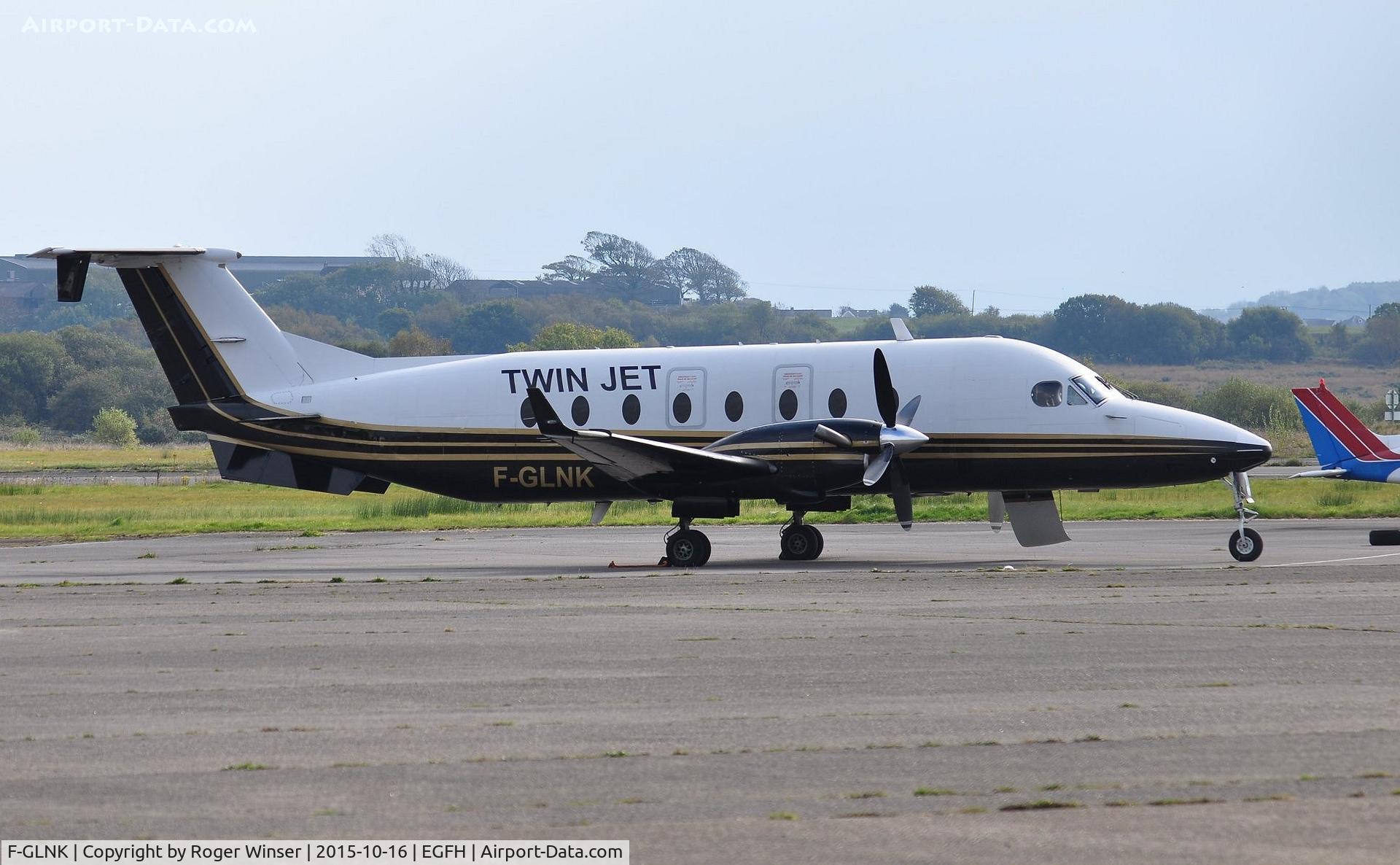 F-GLNK, 1997 Beech 1900D C/N UE-269, Visiting Beech 1900D operated by Twin Jet.