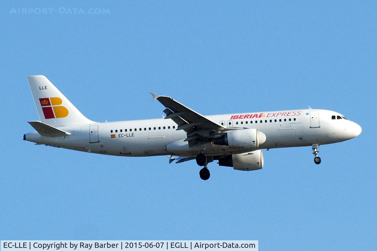 EC-LLE, 1999 Airbus A320-214 C/N 1119, Airbus A320-214 [1119] (Iberia Express) Home~G 07/06/2015. On approach 27L.
