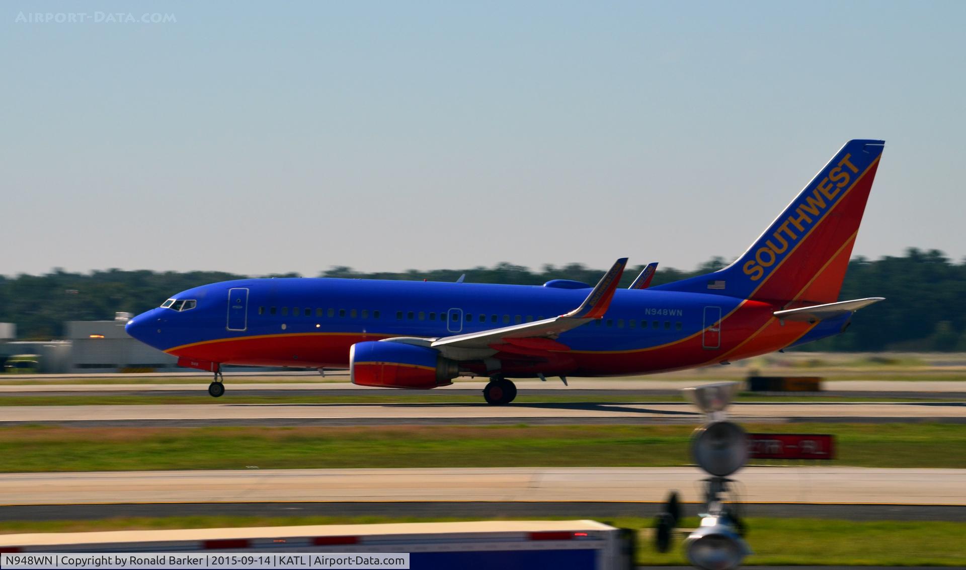 N948WN, 2010 Boeing 737-7H4 C/N 36662, Takeoff Atlanta