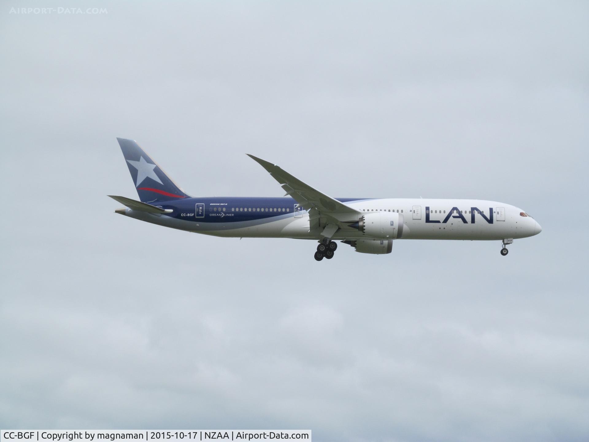 CC-BGF, 2015 Boeing 787-9 Dreamliner Dreamliner C/N 38479, Landing at AKL on its first day of NZ visits.