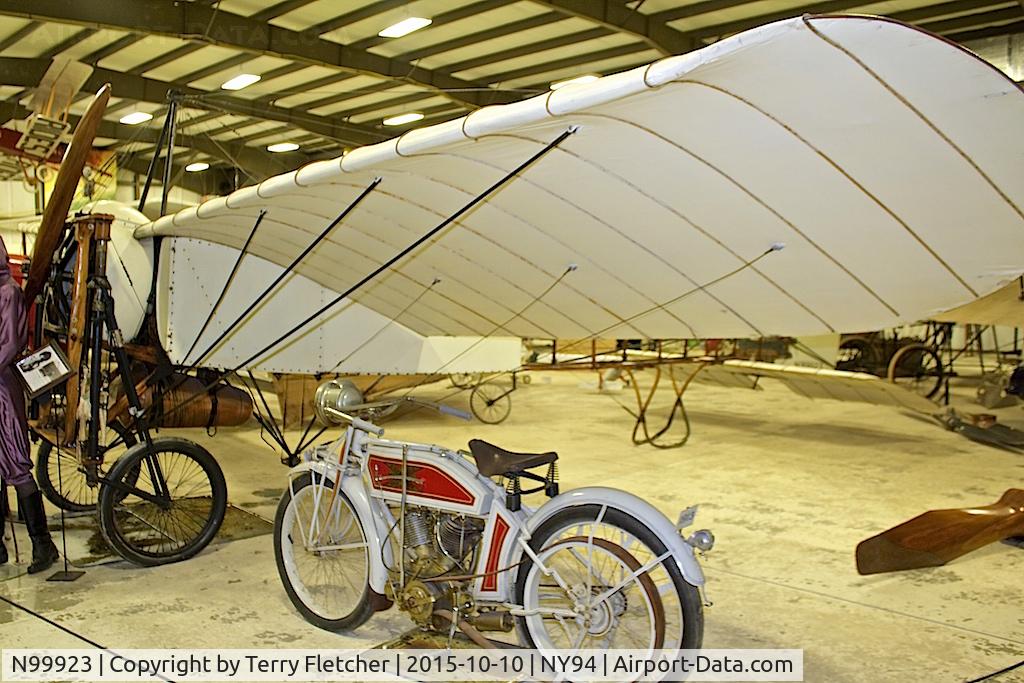 N99923, 1911 Bleriot XI Replica C/N 3856, Displayed at Old Rhinebeck Aerodrome in New York State