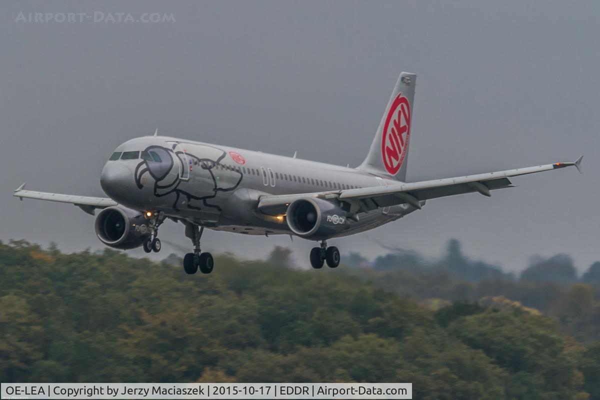 OE-LEA, 2005 Airbus A320-214 C/N 2529, Airbus A320-214