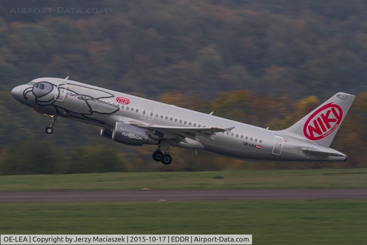 OE-LEA, 2005 Airbus A320-214 C/N 2529, Airbus A320-214