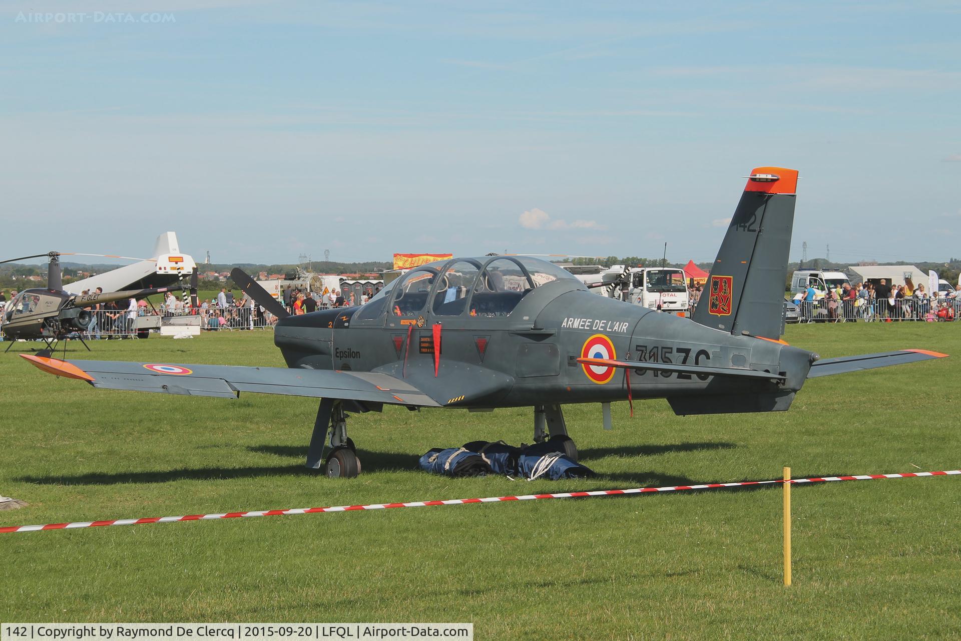 142, Socata TB-30 Epsilon C/N 142, Airshow Lens 2015.