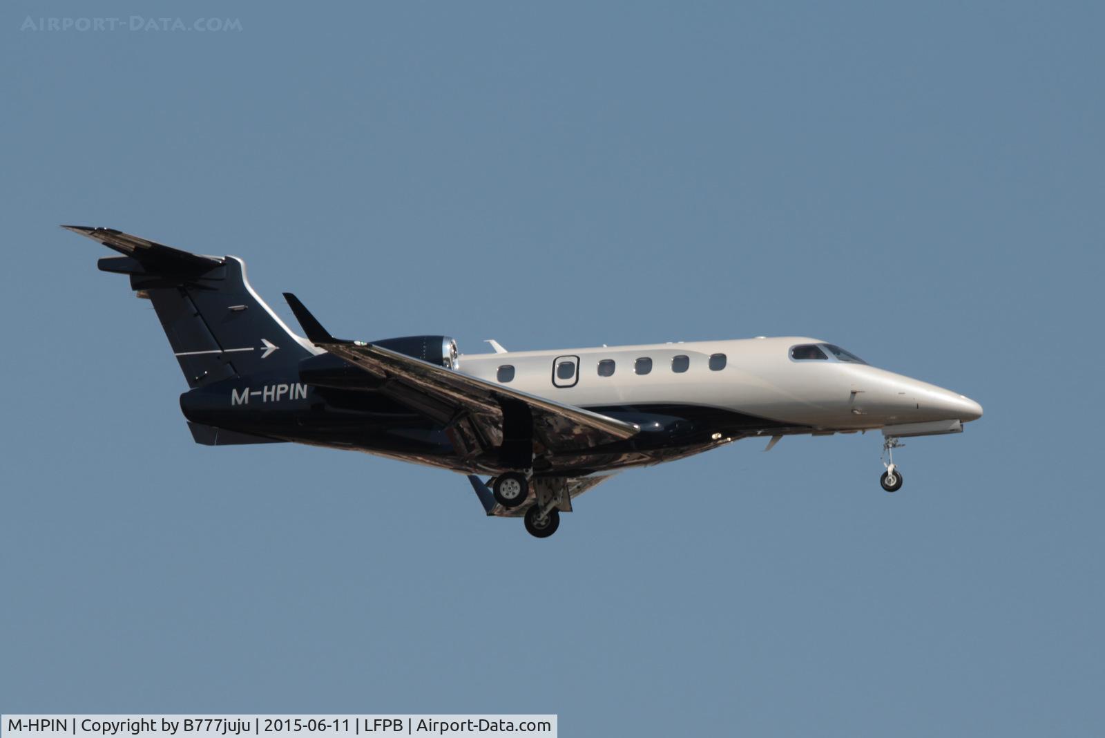 M-HPIN, 2015 Embraer EMB-505 Phenom 300 C/N 50500276, at Le Bourget
