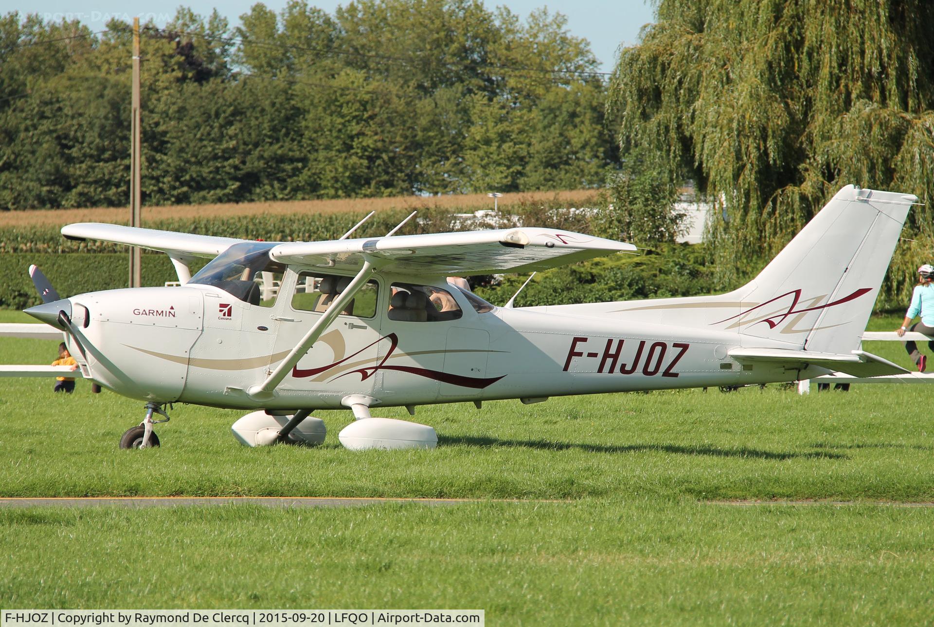 F-HJOZ, 2008 Cessna 172S C/N 172S10658, At Lille-Marcq.  Ex N1320P