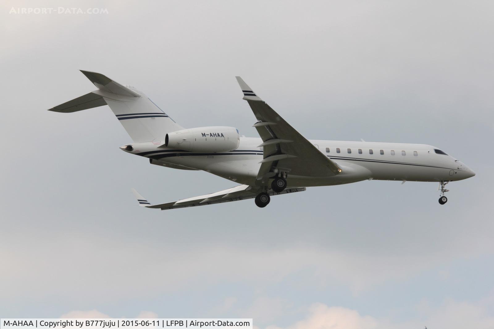 M-AHAA, 2012 Bombardier BD-700-1A10 Global 6000 C/N 9525, at Le Bourget