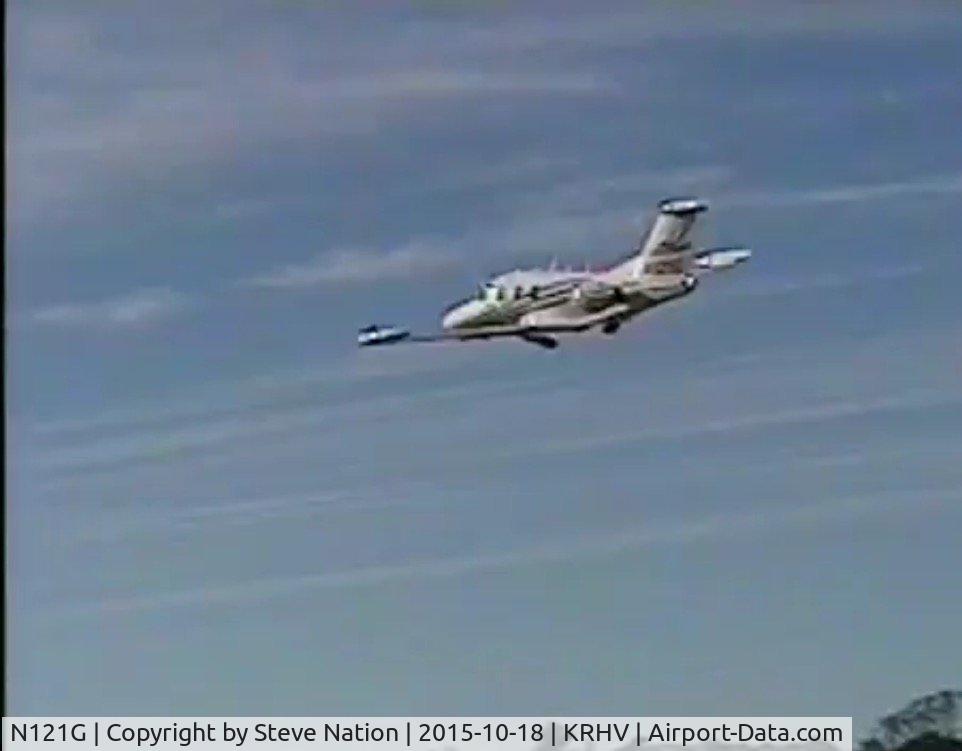 N121G, 2008 Eclipse Aviation Corp EA500 C/N 000243, Eclipse Aviation Crop EA500 departing @ Reid hillview Airport (Originally Reid's Hillview)