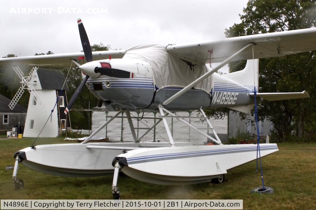 N4896E, 1979 Cessna A185F Skywagon 185 C/N 18503899, A wet afternoon at Cape Cod Airport , MA