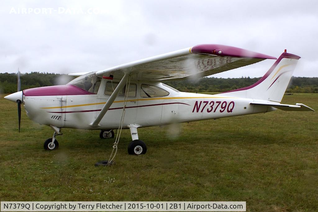N7379Q, 1972 Cessna 182P Skylane C/N 18261019, A wet afternoon at Cape Cod Airport , MA