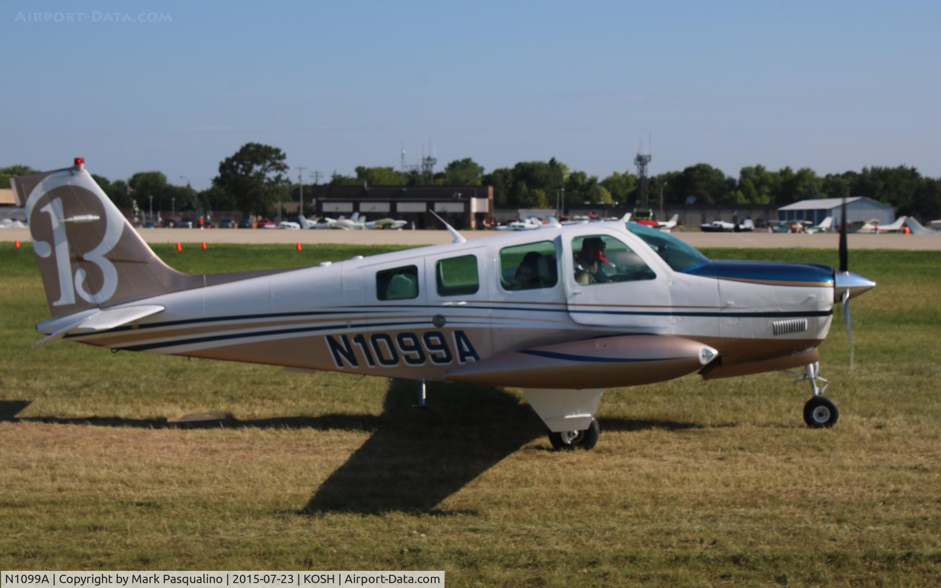 N1099A, 1997 Raytheon Aircraft Company A36 Bonanza C/N E-3088, Raytheon A36