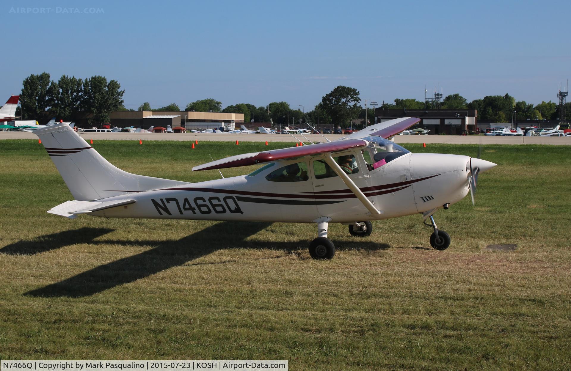 N7466Q, 1972 Cessna 182P Skylane C/N 18261106, Cessna 182P