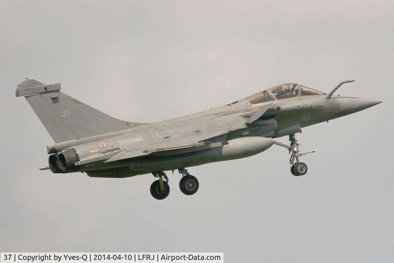 37, 2012 Dassault Rafale M C/N 37, Dassault Rafale M, Short approach rwy 08, Landivisiau Naval Air Base (LFRJ)