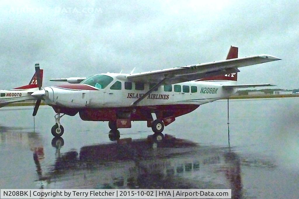 N208BK, 2006 Cessna 208B C/N 208B1190, At Barnstable Municipal, MA