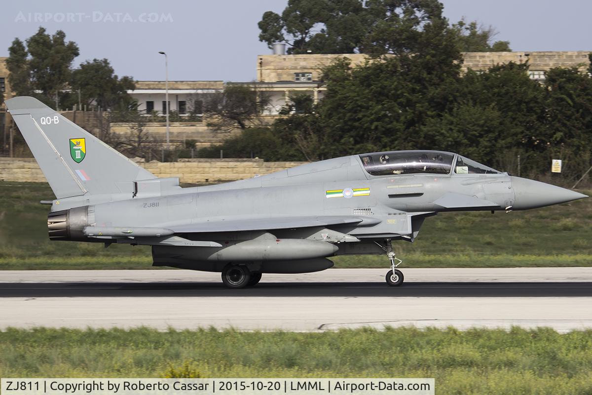 ZJ811, 2005 Eurofighter EF-2000 Typhoon T3 C/N 0049/BT012, Runway 31