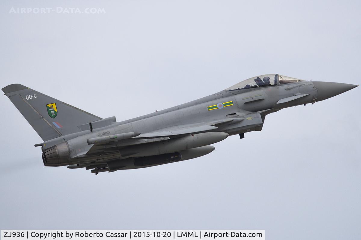 ZJ936, 2007 Eurofighter EF-2000 Typhoon FGR4 C/N 0119/BS027, Runway 13