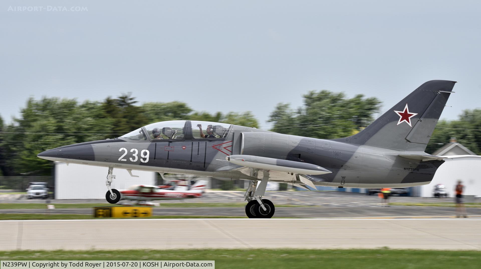 N239PW, 1979 Aero L-39C Albatros Albatros C/N 931526, Airventure 2015