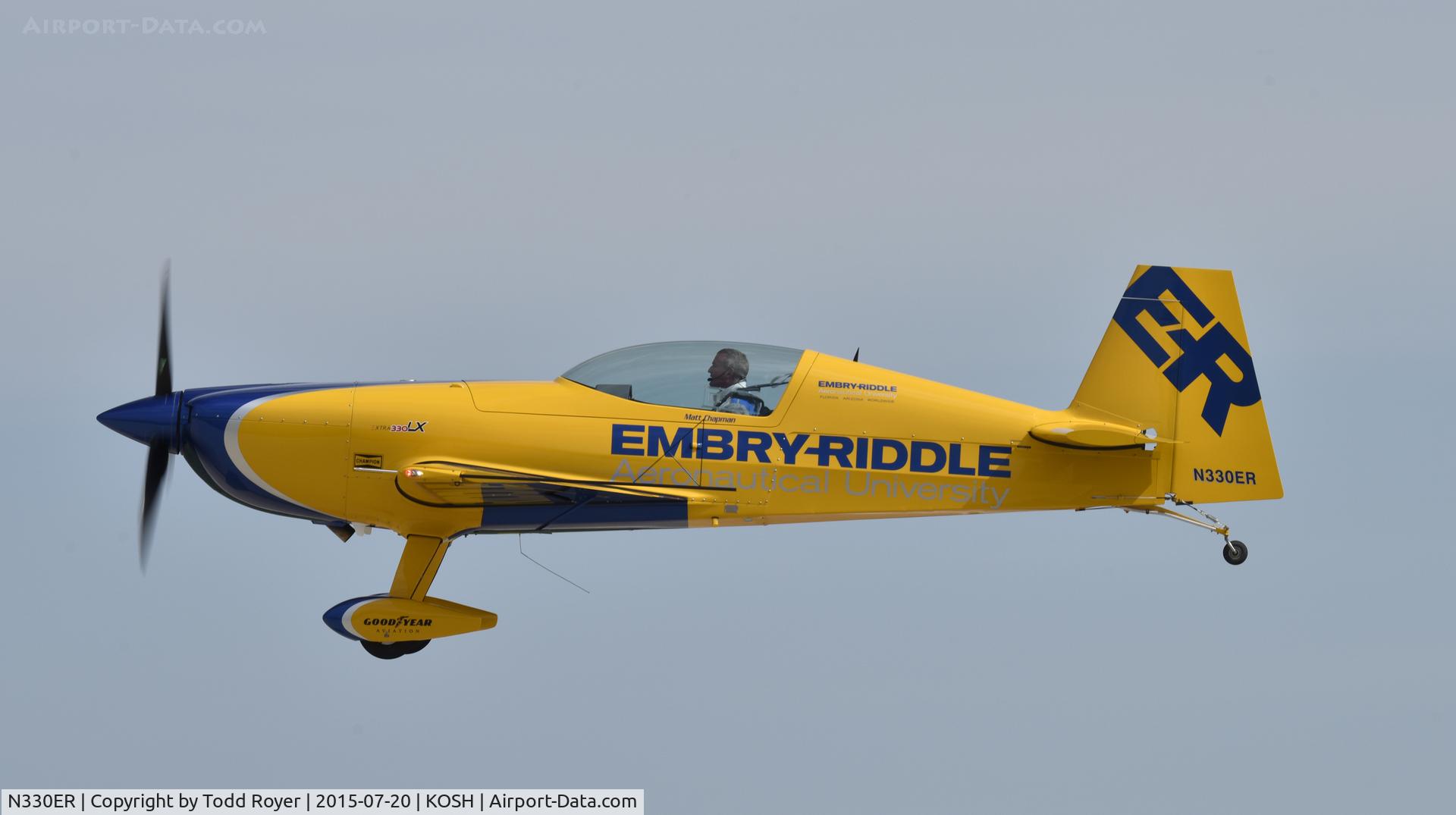 N330ER, 2015 Extra EA-300LC C/N LC044, Airventure 2015
