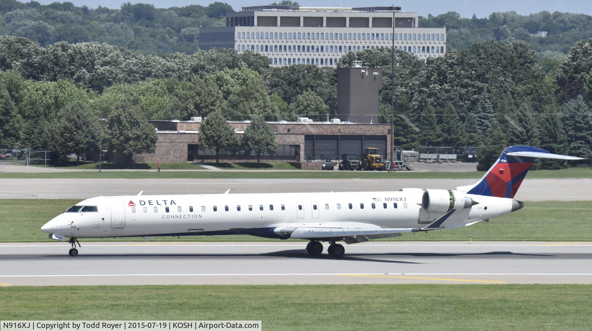 N916XJ, 2008 Bombardier CRJ-900ER (CL-600-2D24) C/N 15154, Airventure 2015